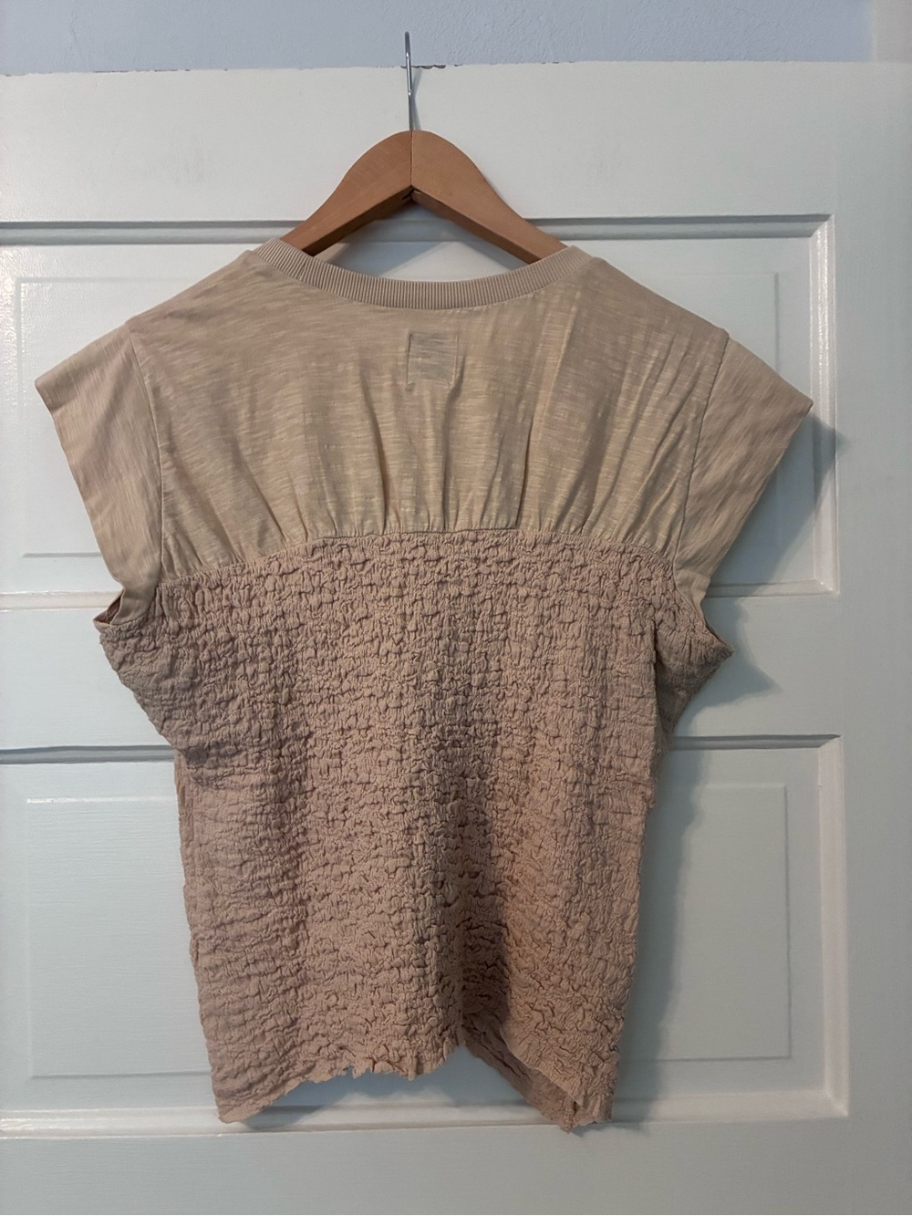 Maeve Anthropologie Smocked Muscle Top Beige Size Medium - Picture 3 of 7